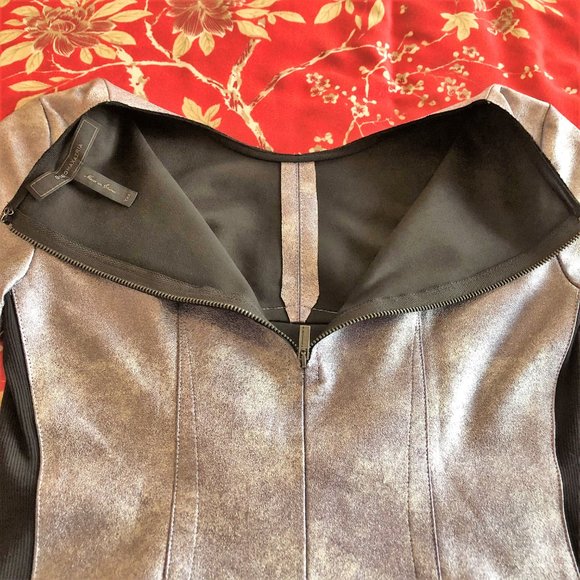 *NWOT* Flattering Statement Piece by BCBGMaxAzria - Vegan Leather Silver Top XXS - Picture 7 of 16
